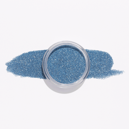 Mörkblå – Cascade – En djup mörkblå nyans prydd med ljusa, silverreflekterande glitter som ger en elegant och glittrande manikyr / dipping-pulver-powder-akryl-pulver – Högpigmenterat material för salonger – Nagelfärgvisning (nail swatch)