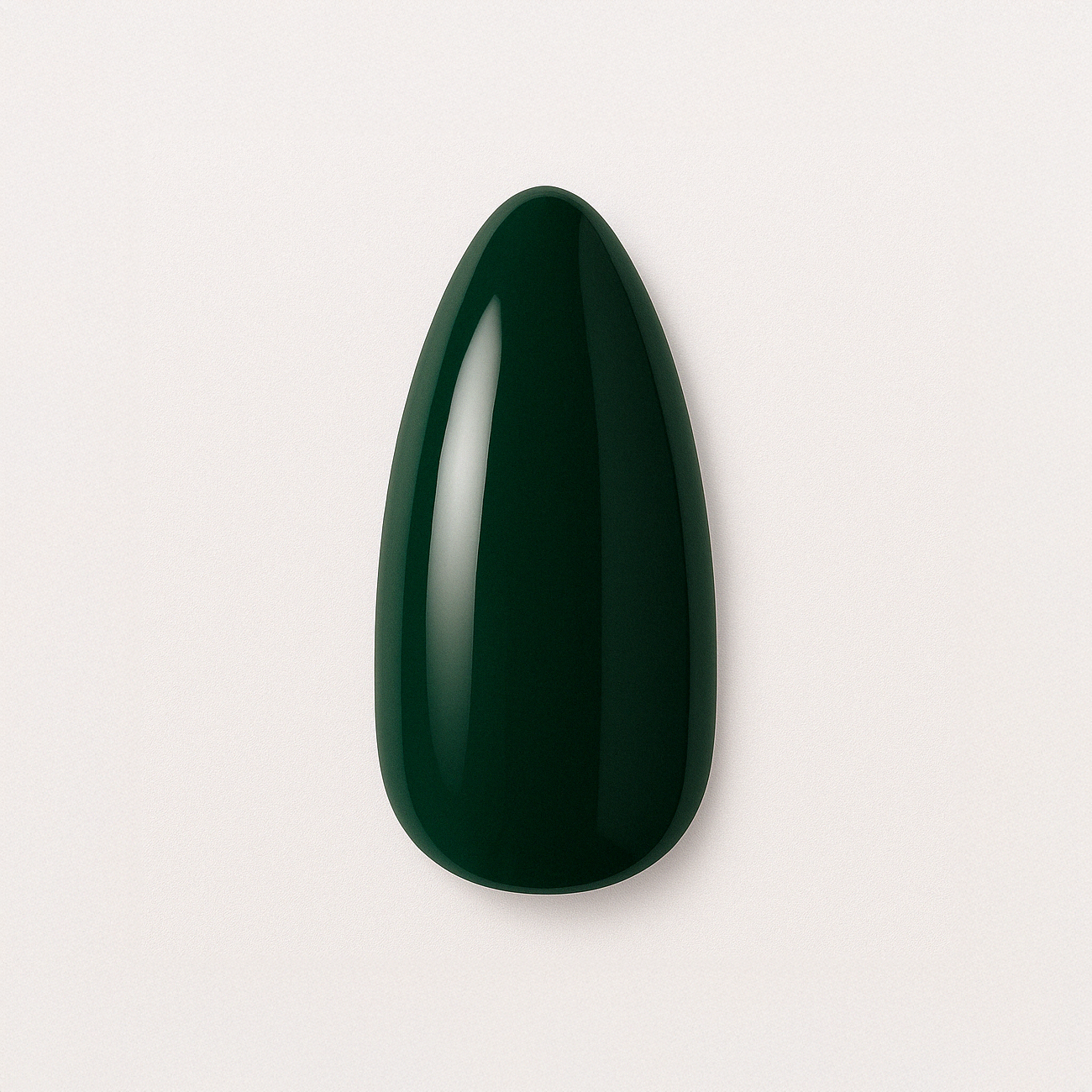 Mörkgrön – Djup, mörkgrön nyans med elegant glans / polygel – Högpigmenterat UV/LED-material för salonger – Nagelfärgvisning (nail swatch)