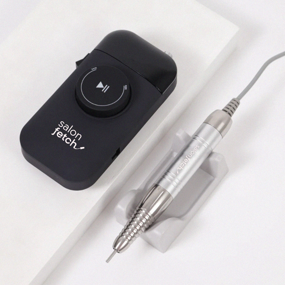 Elektrisk nagelfil / Nail Drill – Kraftfull och portabel maskin för filning, polering och borttagning av gelé och akryl. Perfekt för professionell användning i nagelsalonger i Sverige.