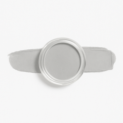 Grå – Frostbite – Mjuk grå nyans med en subtil, kall underton som ger en industriell känsla åt manikyren / dipping-pulver-powder-akryl-pulver – Högpigmenterat material för salonger – Nagelfärgvisning (nail swatch)