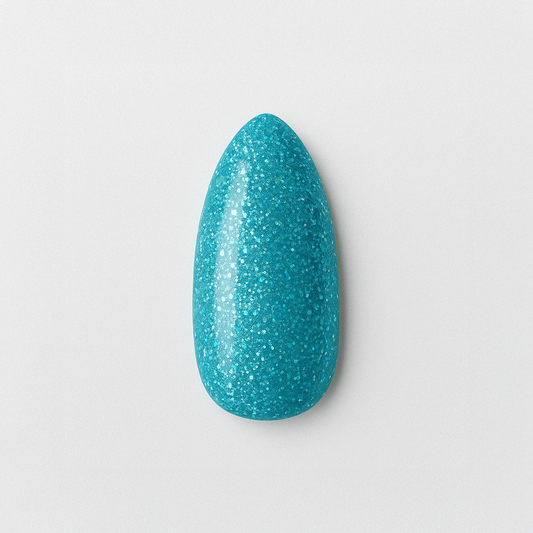 Laguneblå – Glittrande laguneblå nyans med skimrande glitterreflexer / polygel – Högpigmenterat UV/LED-material för salonger – Nagelfärgvisning (nail swatch)