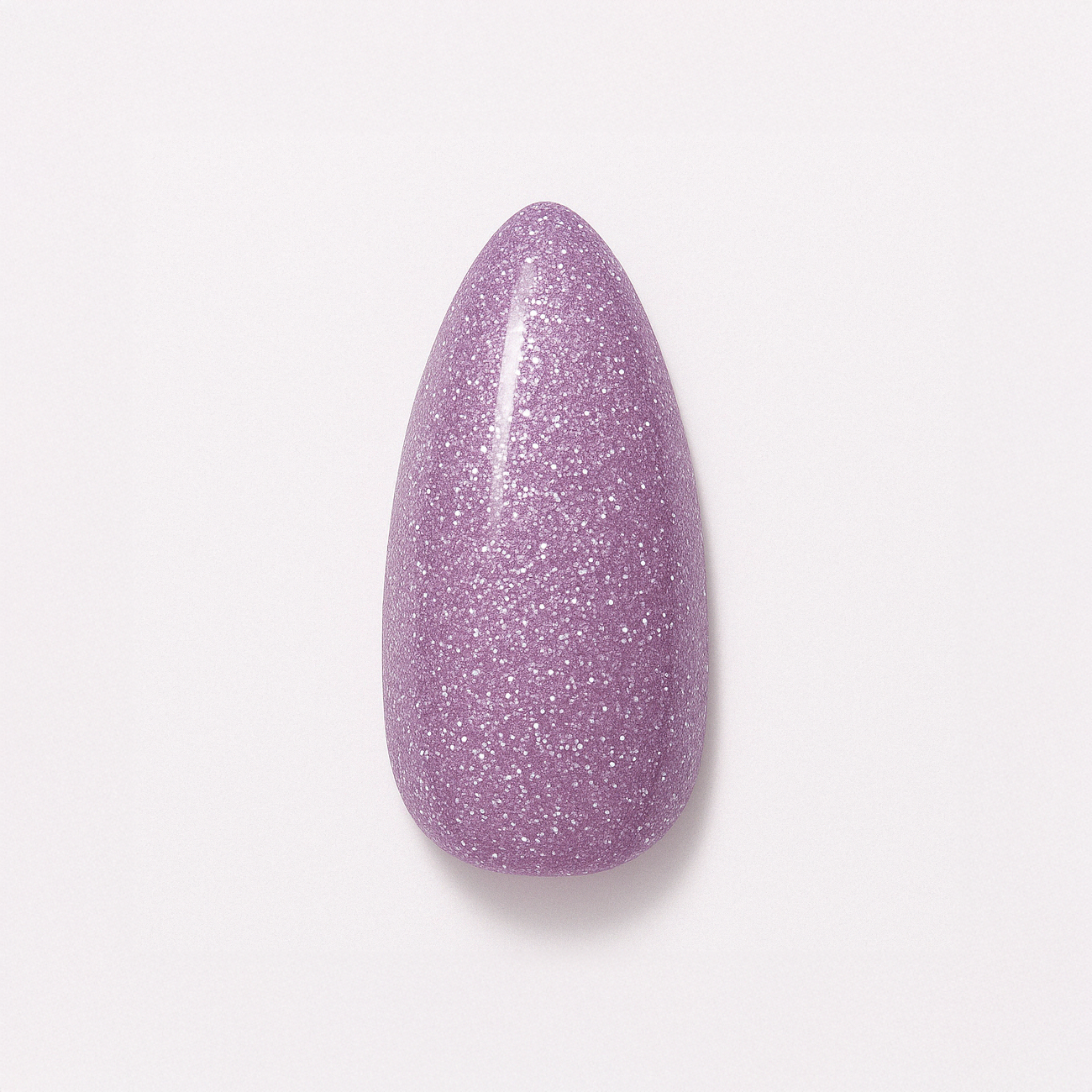 Lavendellila – Glittrande lavendellila nyans med fint silverskimmer / polygel – Högpigmenterat UV/LED-material för salonger – Nagelfärgvisning (nail swatch)