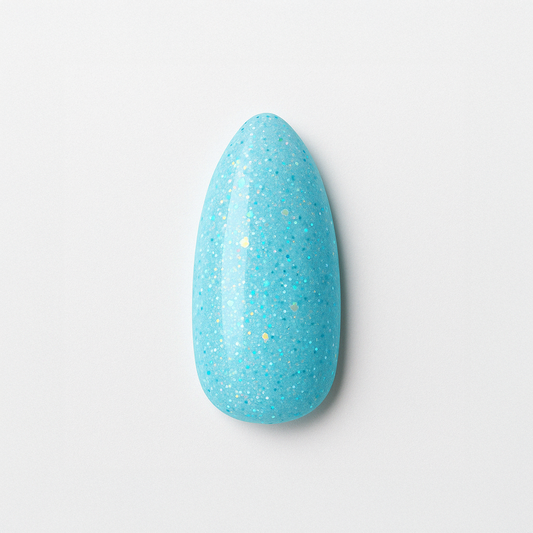 Ljusblå – Glittrande ljusblå nyans med finstämda glitterreflexer / polygel – Högpigmenterat UV/LED-material för salonger – Nagelfärgvisning (nail swatch)