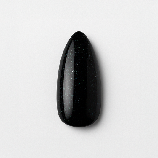 Djupsvart – Intensivt svart med högblank, glaslik finish / polygel – Högpigmenterat UV/LED-material för salonger – Nagelfärgvisning (nail swatch)