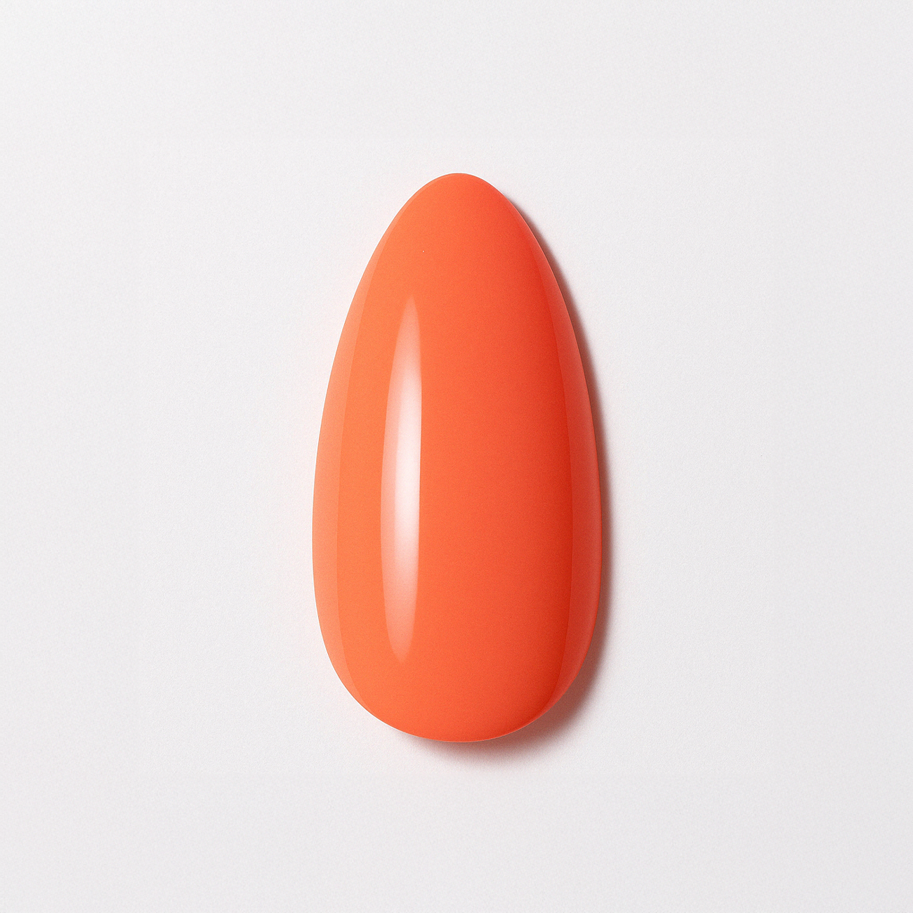 Apelsinorange – Klar, saftig apelsinorange nyans med glansig finish / polygel – Högpigmenterat UV/LED-material för salonger – Nagelfärgvisning (nail swatch)