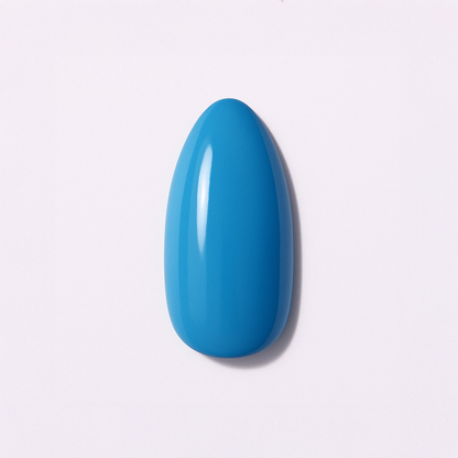 Himmelsblå – Klar himmelsblå nyans med slät, glansig finish / polygel – Högpigmenterat UV/LED-material för salonger – Nagelfärgvisning (nail swatch)