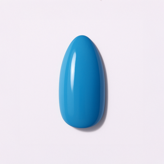 Himmelsblå – Klar himmelsblå nyans med slät, glansig finish / polygel – Högpigmenterat UV/LED-material för salonger – Nagelfärgvisning (nail swatch)