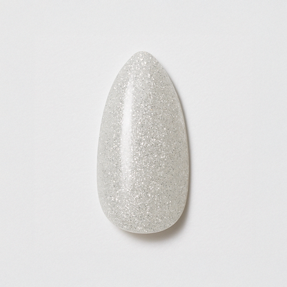 Kristallklar silverglitter – Skimrande silver med frostig finish / polygel – Högpigmenterat UV/LED-material för salonger – Nagelfärgvisning (nail swatch)