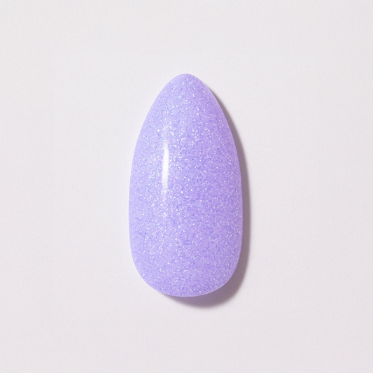 Lavendellila – Glittrande lavendellila nyans med silverskimmer / polygel – Högpigmenterat UV/LED-material för salonger – Nagelfärgvisning (nail swatch)