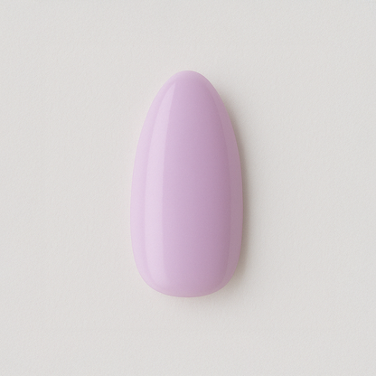 Pastellila – Ljus pastellila nyans med mjuk glans / polygel – Högpigmenterat UV/LED-material för salonger – Nagelfärgvisning (nail swatch)