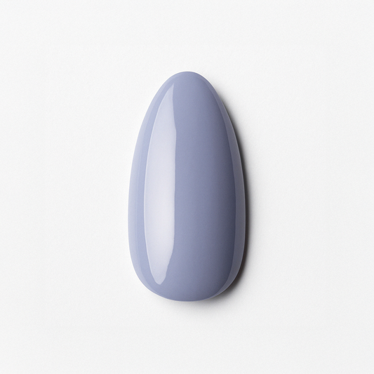Ljusblågrå – Ljusblågrå nyans med subtil grå underton / polygel – Högpigmenterat UV/LED-material för salonger – Nagelfärgvisning (nail swatch)