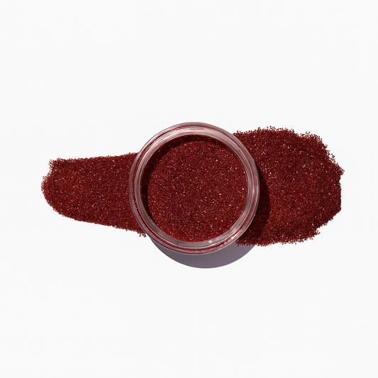 Vinröd – Maroon – En vinröd nyans full av gnistrande holografiska partiklar som ger naglarna en glamorös touch / dipping-pulver-powder-akryl-pulver – Högpigmenterat material för salonger – Nagelfärgvisning (nail swatch)