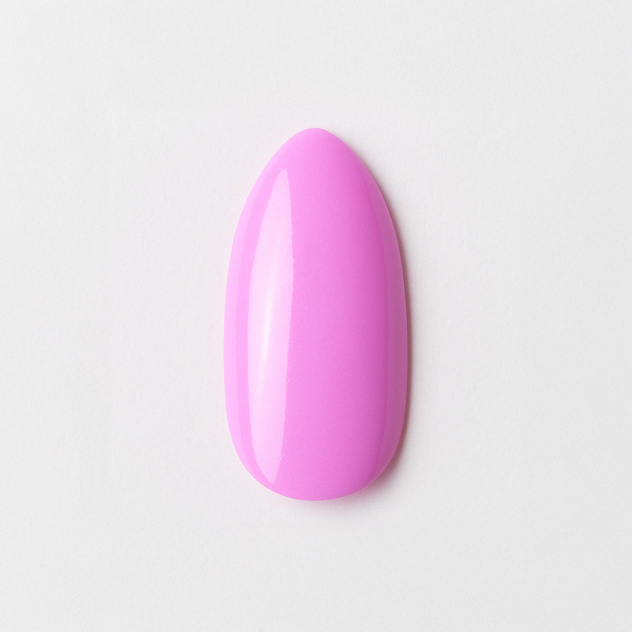 Rosa med lila undertoner – Livlig och lekfull rosa nyans med lila undertoner / polygel – Högpigmenterat UV/LED-material för salonger – Nagelfärgvisning (nail swatch)